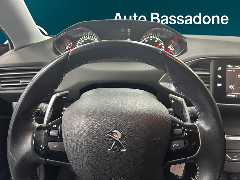 Peugeot 308 vaihtoauto