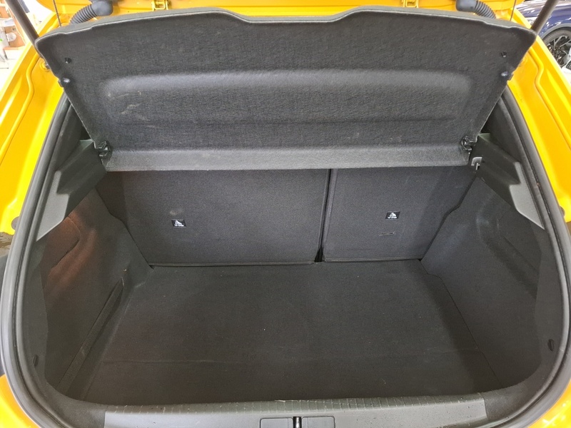 Peugeot 208 vaihtoauto