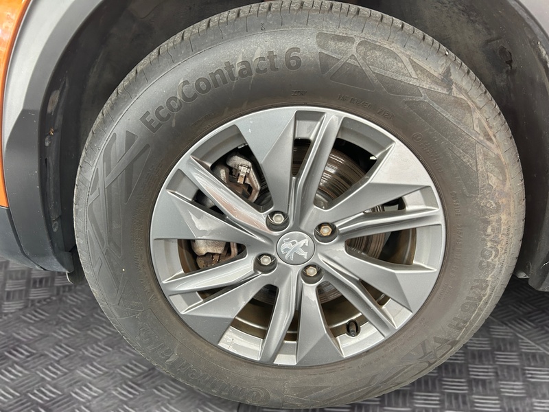 Peugeot e-2008 vaihtoauto