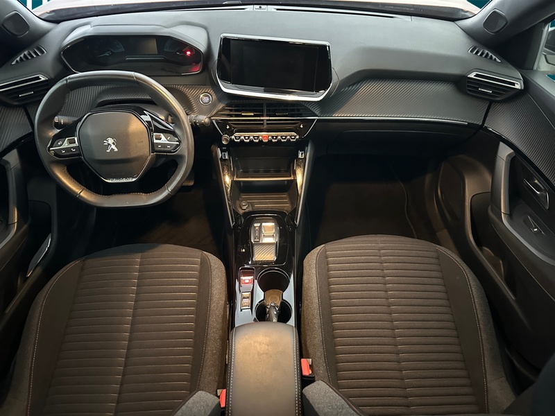 Peugeot e-2008 vaihtoauto