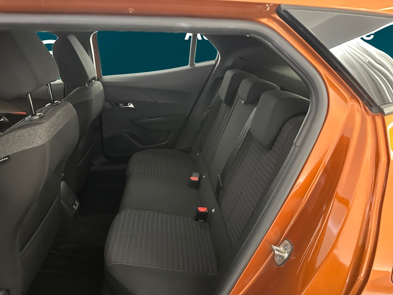 Peugeot e-2008 vaihtoauto