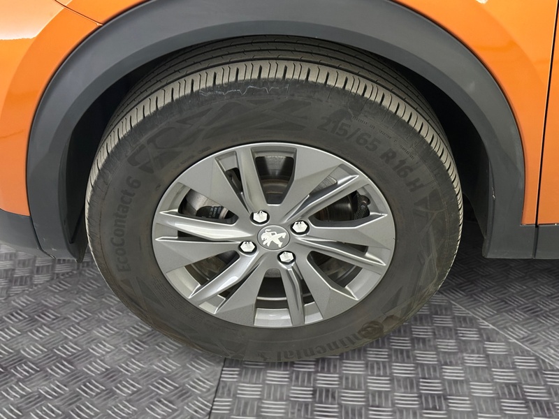 Peugeot e-2008 vaihtoauto