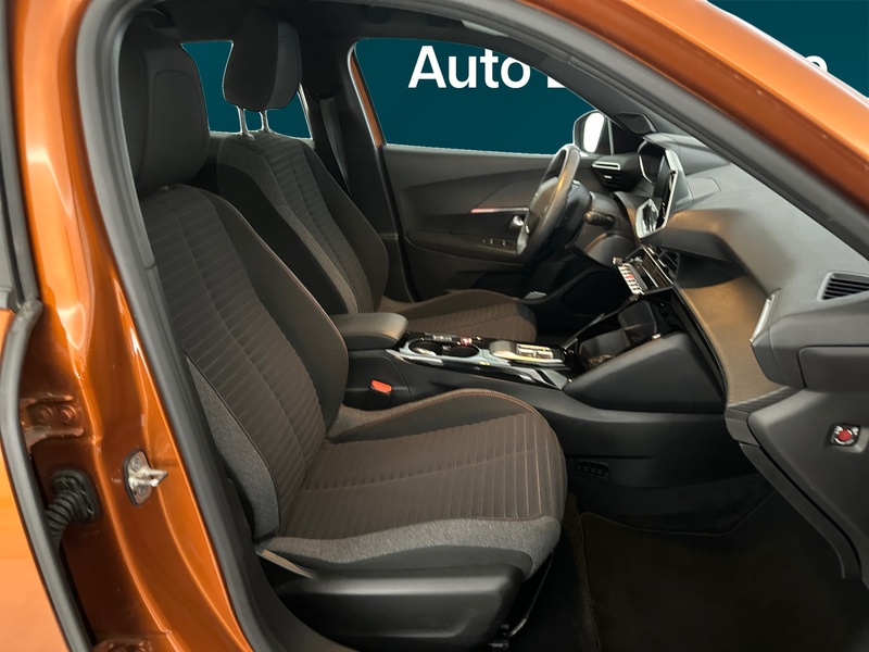 Peugeot e-2008 vaihtoauto