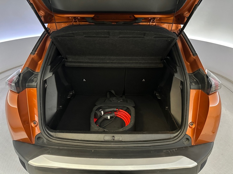Peugeot e-2008 vaihtoauto