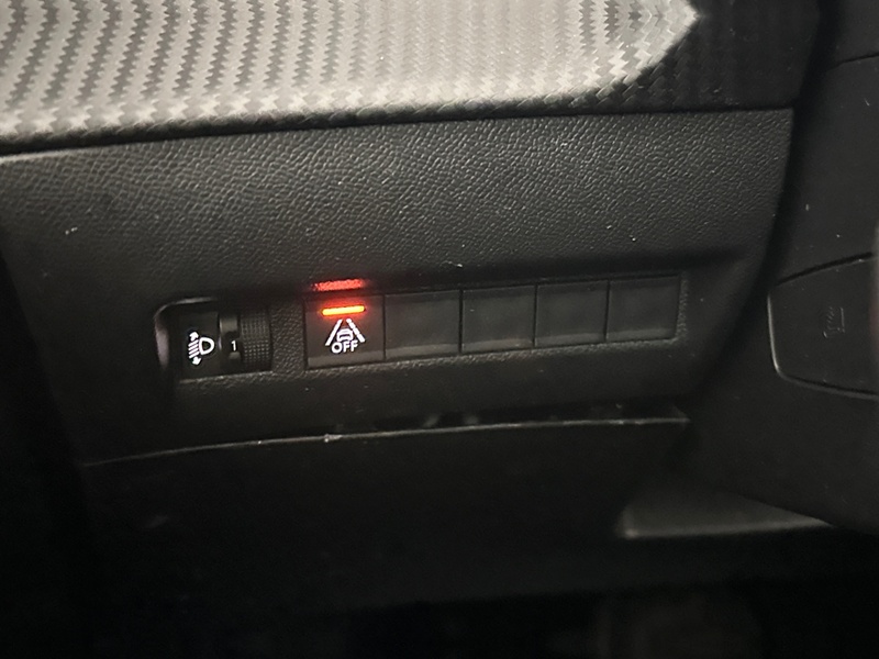Peugeot e-2008 vaihtoauto
