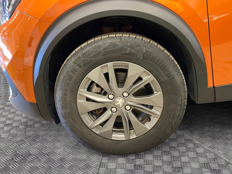 Peugeot e-2008 vaihtoauto