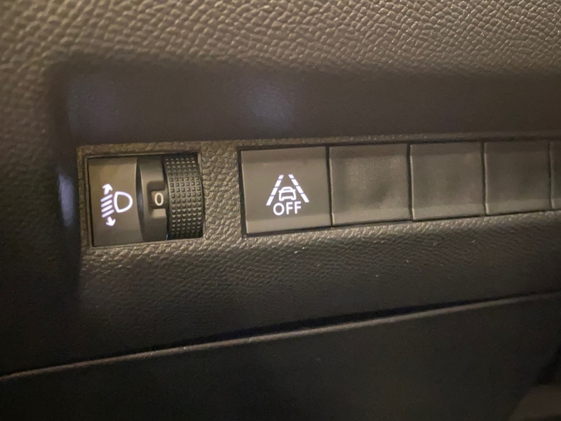 Peugeot e-2008 vaihtoauto