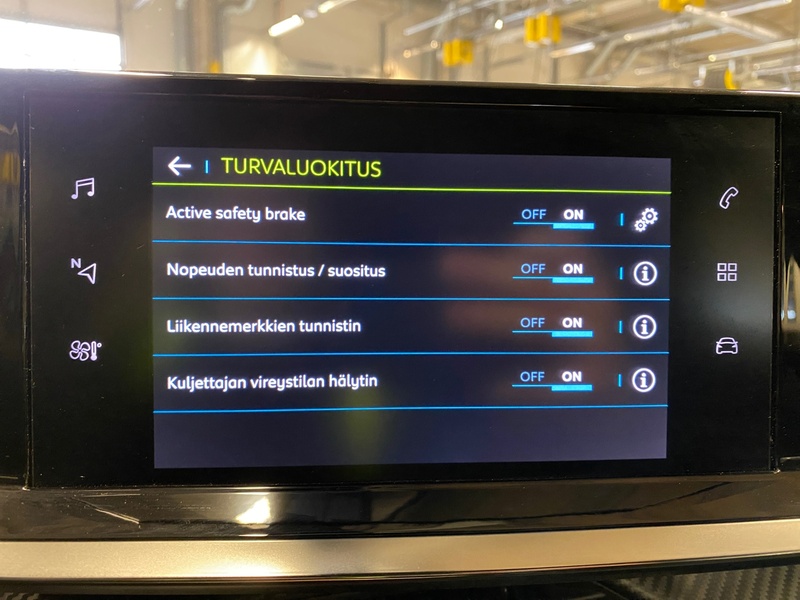 Peugeot e-2008 vaihtoauto