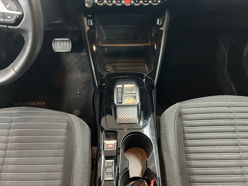 Peugeot e-2008 vaihtoauto