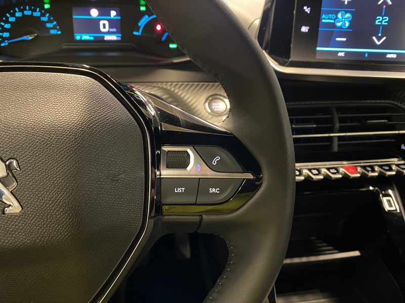 Peugeot e-2008 vaihtoauto