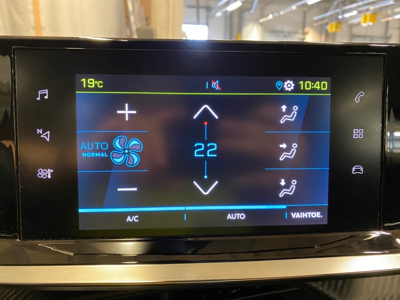 Peugeot e-2008 vaihtoauto