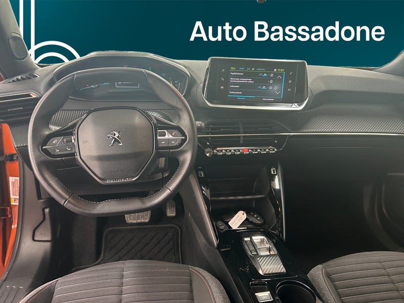 Peugeot e-2008 vaihtoauto