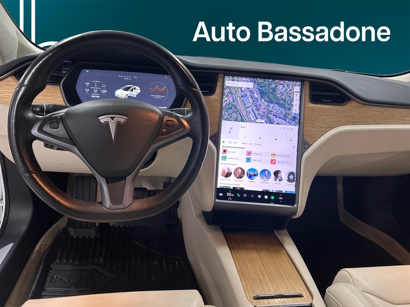 Tesla Model S vaihtoauto