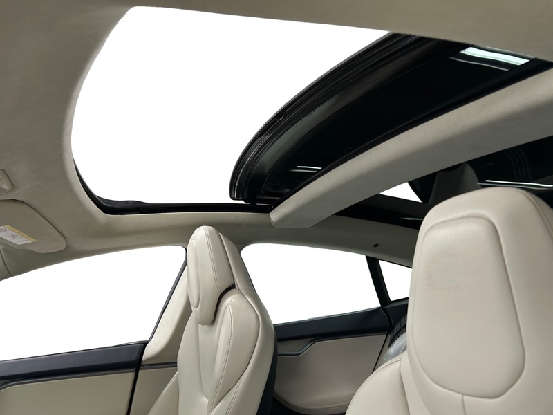 Tesla Model S vaihtoauto