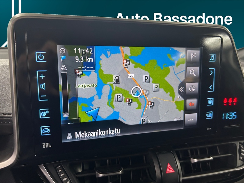 Toyota C-HR vaihtoauto