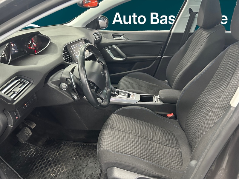 Peugeot 308 vaihtoauto