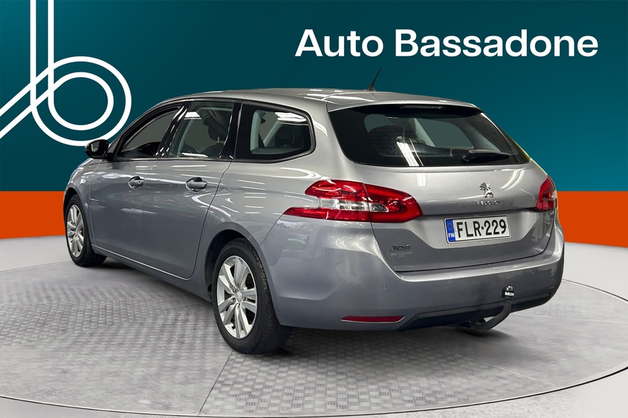 Peugeot 308 vaihtoauto