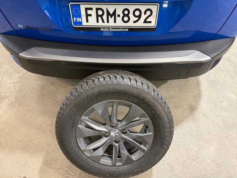 Peugeot e-2008 vaihtoauto