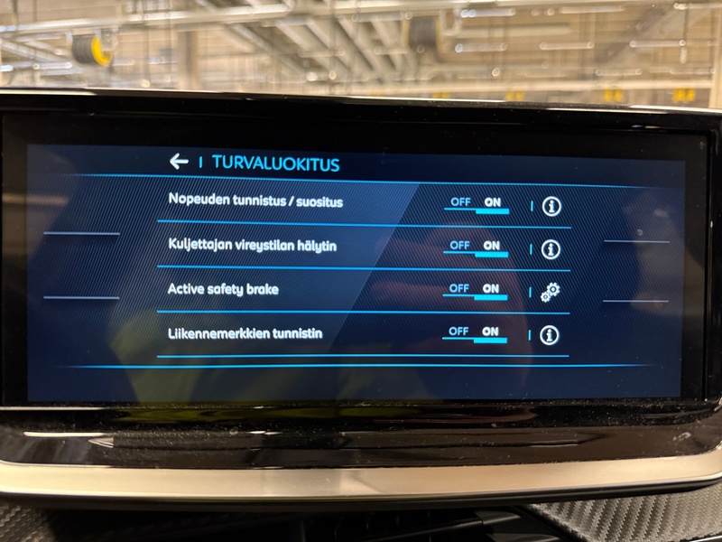 Peugeot e-2008 vaihtoauto