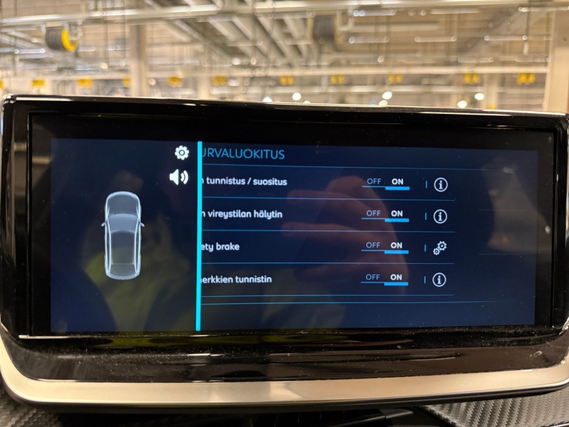 Peugeot e-2008 vaihtoauto