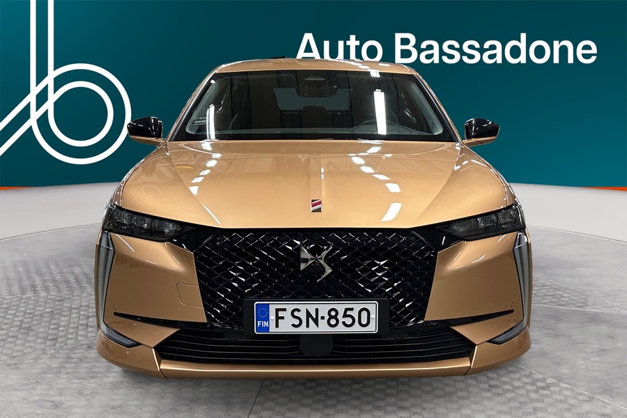 DS 4 vaihtoauto