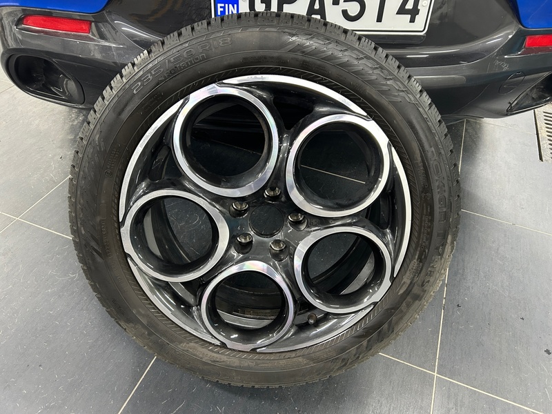 Alfa Romeo Tonale vaihtoauto