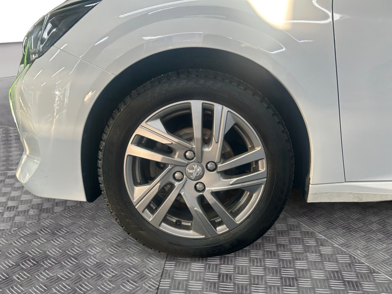 Peugeot 208 vaihtoauto