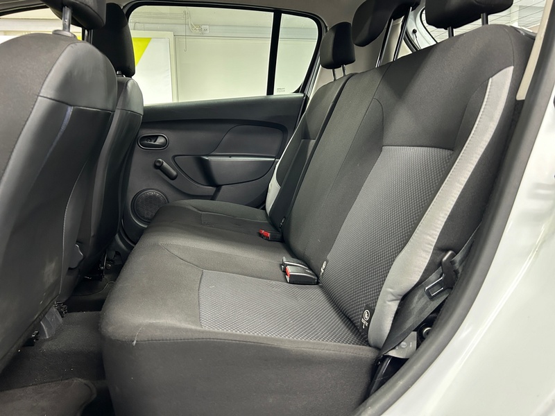 Dacia Sandero vaihtoauto