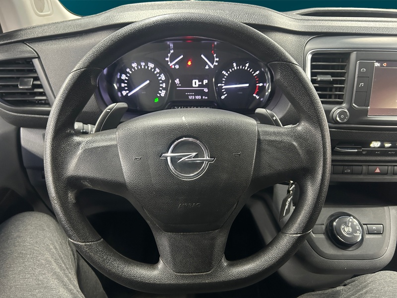 Opel Vivaro vaihtoauto