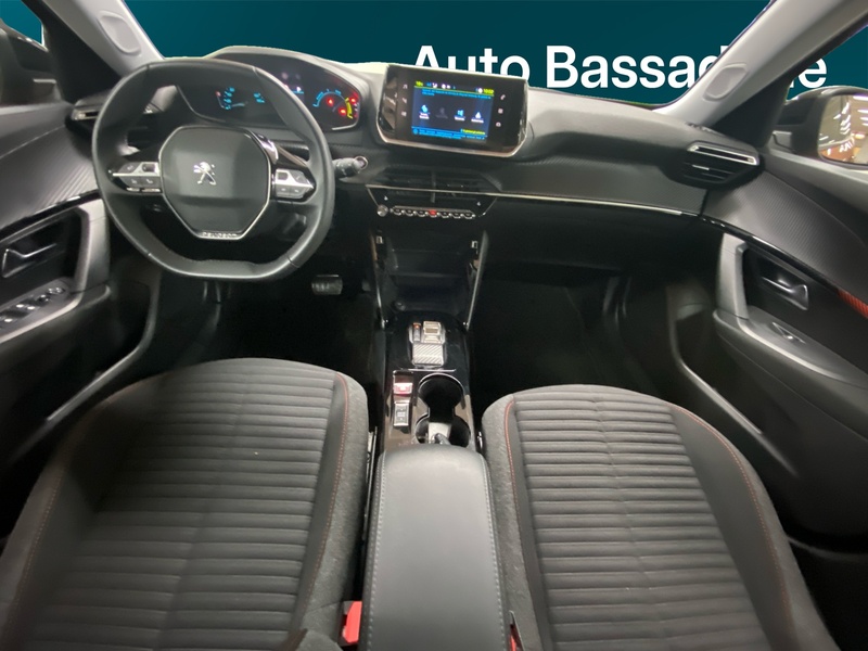 Peugeot e-2008 vaihtoauto