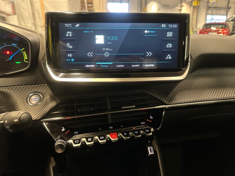 Peugeot e-2008 vaihtoauto