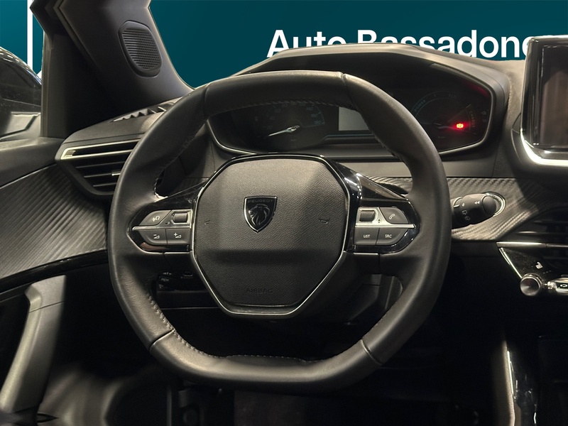 Peugeot e-2008 vaihtoauto