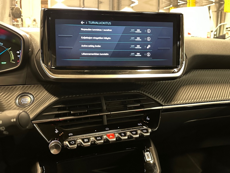 Peugeot e-2008 vaihtoauto