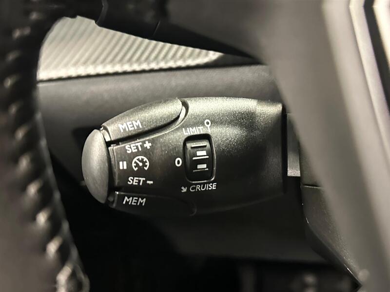 Peugeot e-2008 vaihtoauto