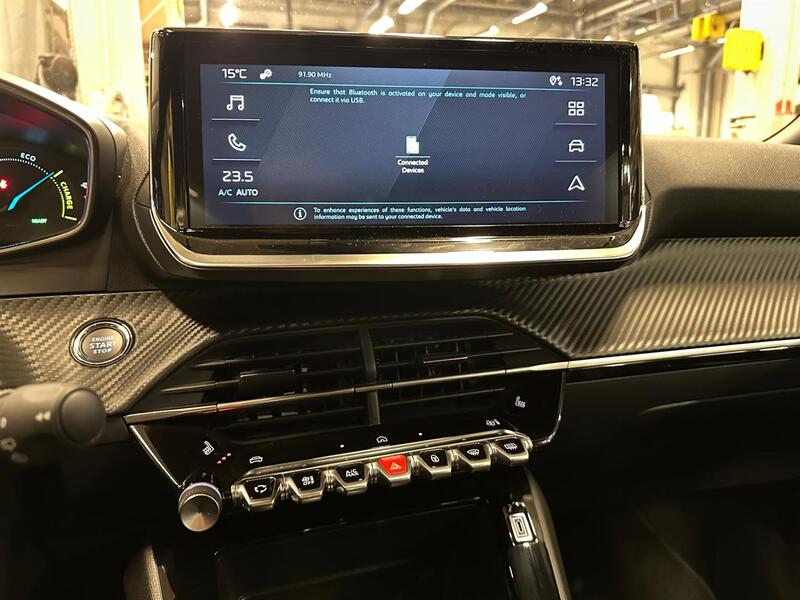 Peugeot e-2008 vaihtoauto