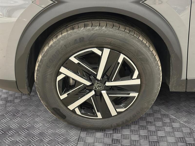 Peugeot e-2008 vaihtoauto