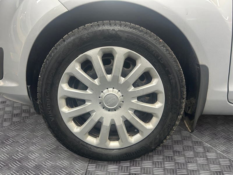 Ford Fiesta vaihtoauto