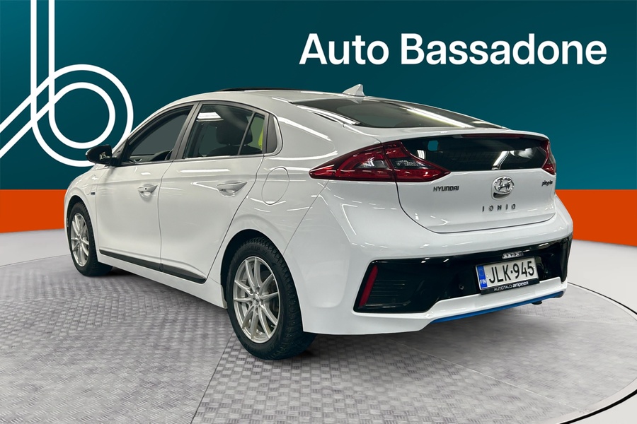Hyundai IONIQ plug-in vaihtoauto