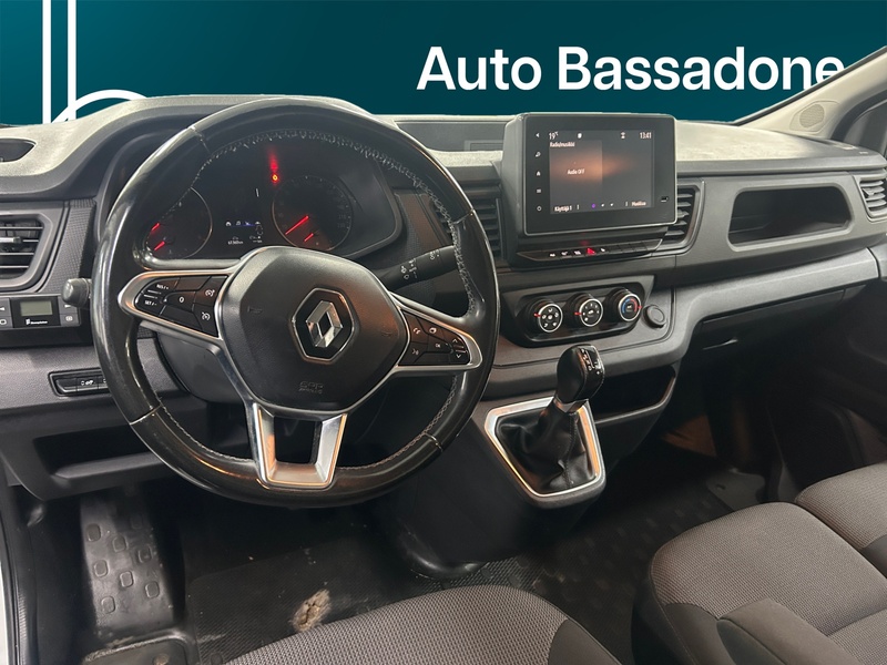 Renault Trafic vaihtoauto