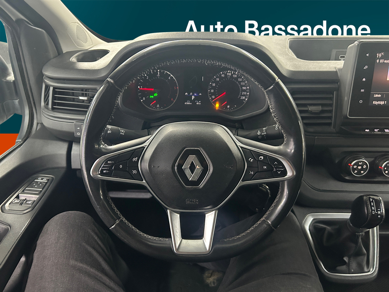 Renault Trafic vaihtoauto