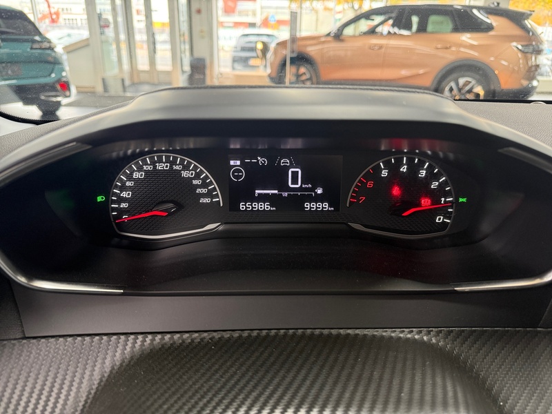 Peugeot 208 vaihtoauto