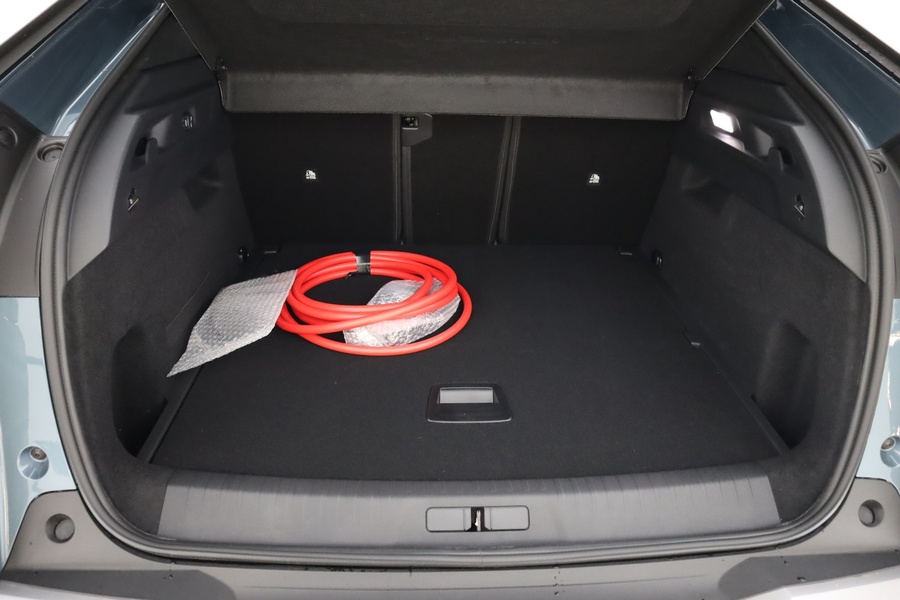 Peugeot E-3008 vaihtoauto