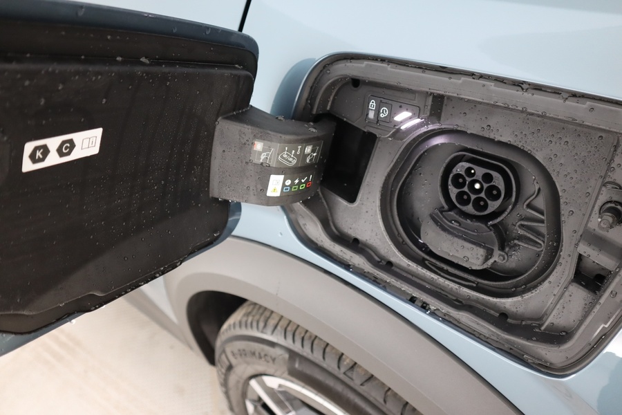 Peugeot E-3008 vaihtoauto