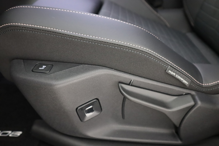 Peugeot E-3008 vaihtoauto