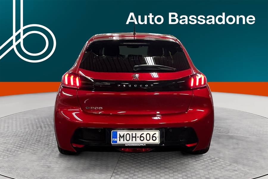 Peugeot e-208 vaihtoauto