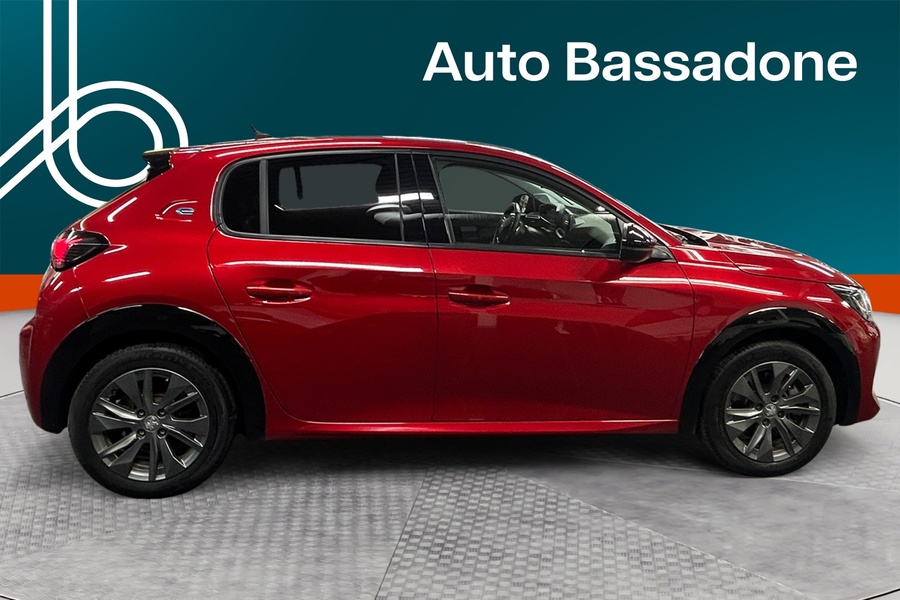 Peugeot e-208 vaihtoauto