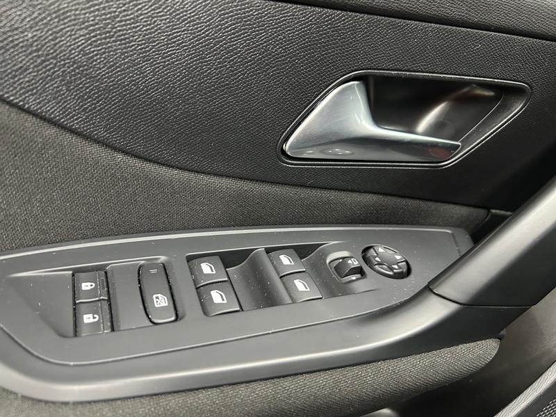 Peugeot 308 vaihtoauto