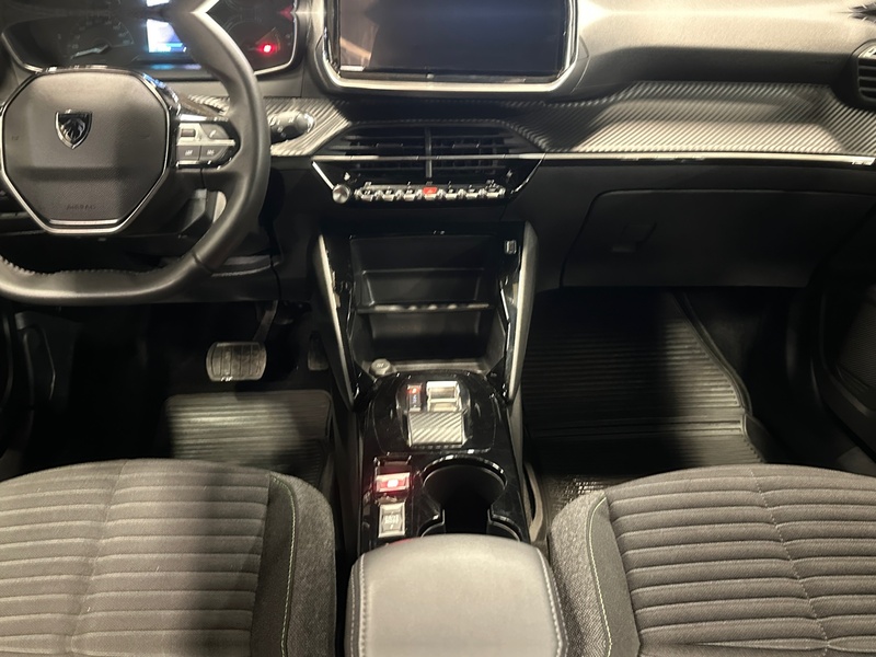 Peugeot e-2008 vaihtoauto