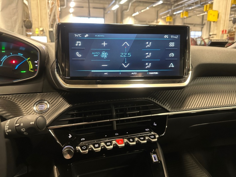 Peugeot e-2008 vaihtoauto