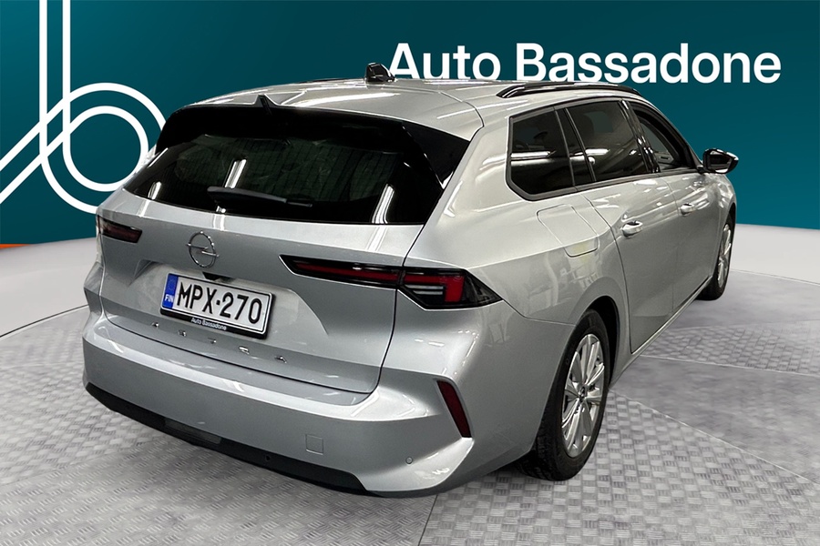 Opel Astra vaihtoauto